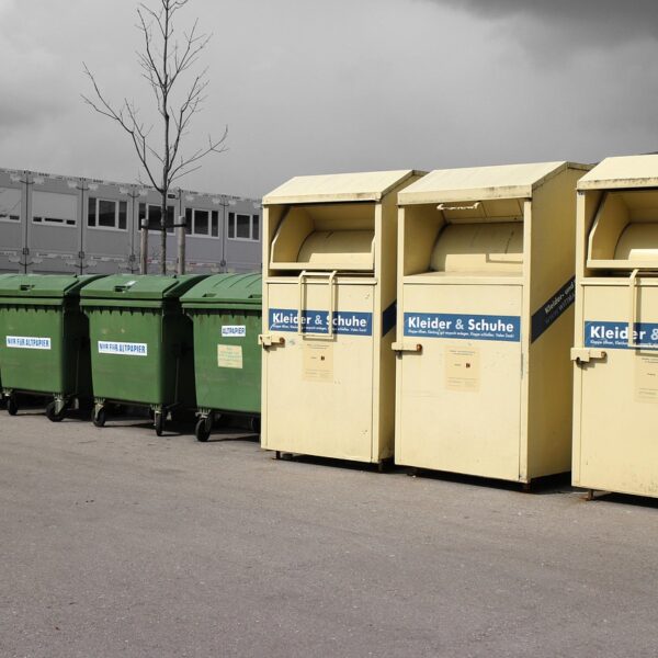 Ce amenzi pot primi companiile pentru nerespectarea obligațiilor de mediu­­